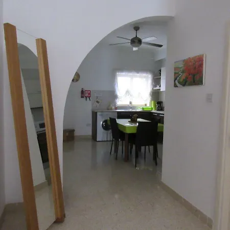 Apartman Central Studio Apartment Santa Venera