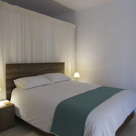 Central Studio Apartment Appartement Santa Vennera