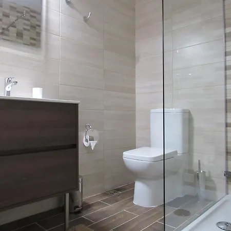 Central Studio Apartment