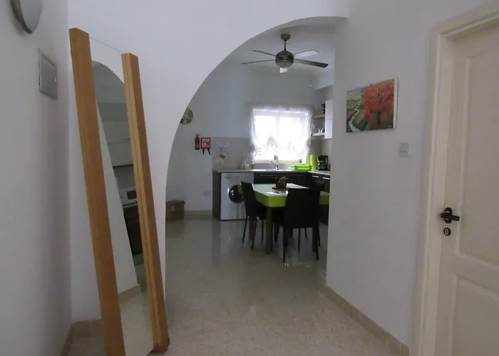 Apartament Central Studio Apartment Santa Vennera